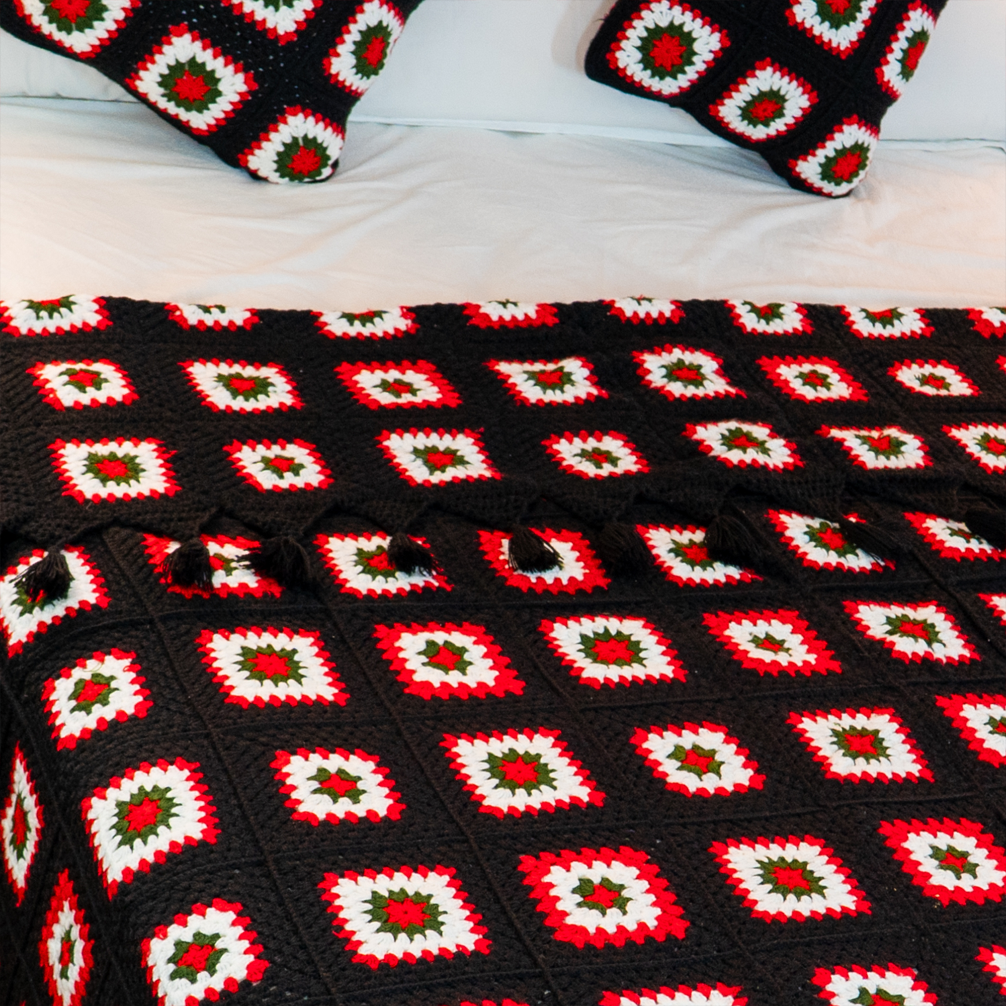 Atlas Rose Crochet Bedspread – Handcrafted Wool