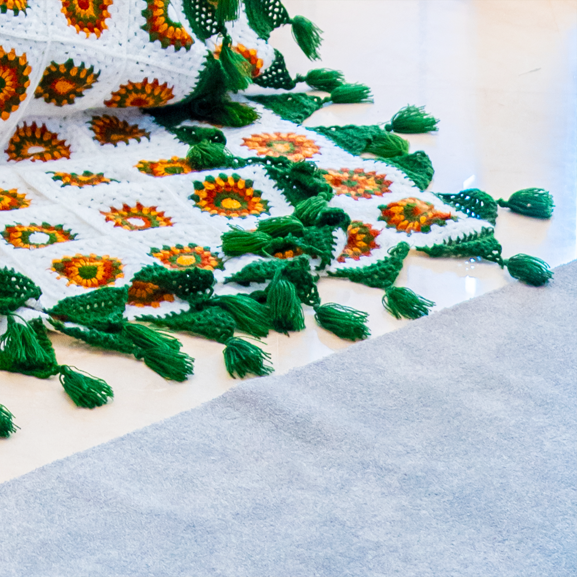 Sunflower Crochet Tassel Bedspread – Handcrafted Wool