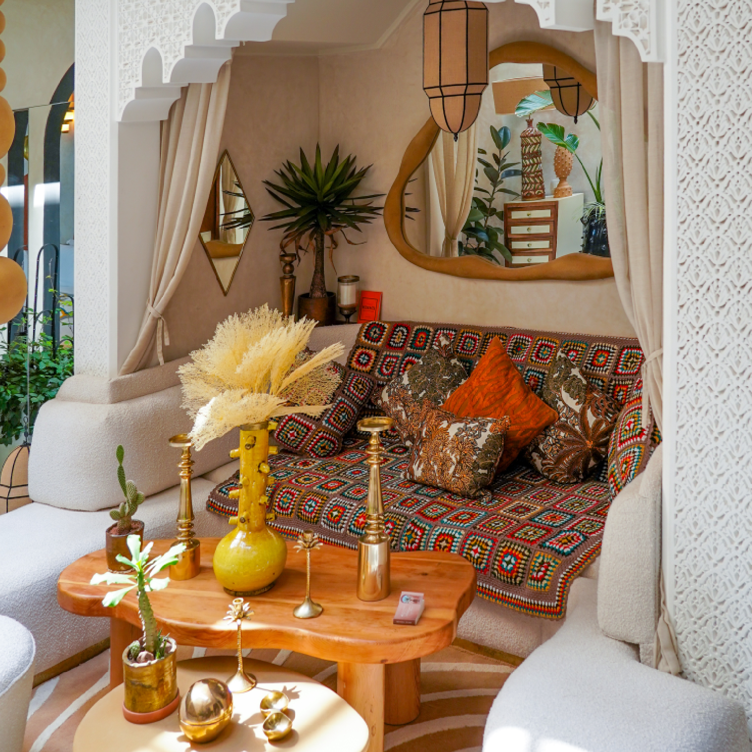 Mom Crochet Blanket — Atlas Heritage